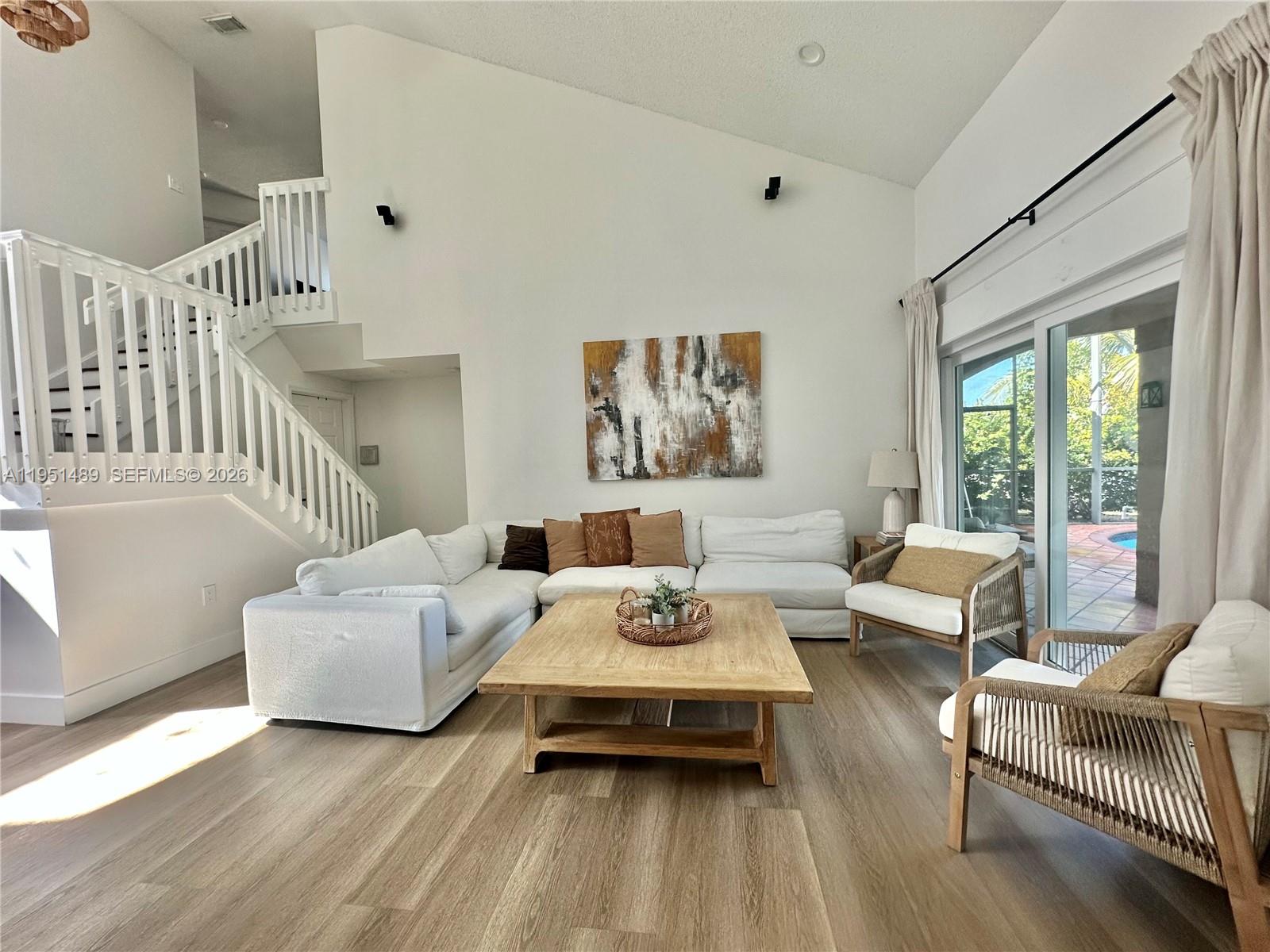 AMERITRAIL SECTION ONE - Residential