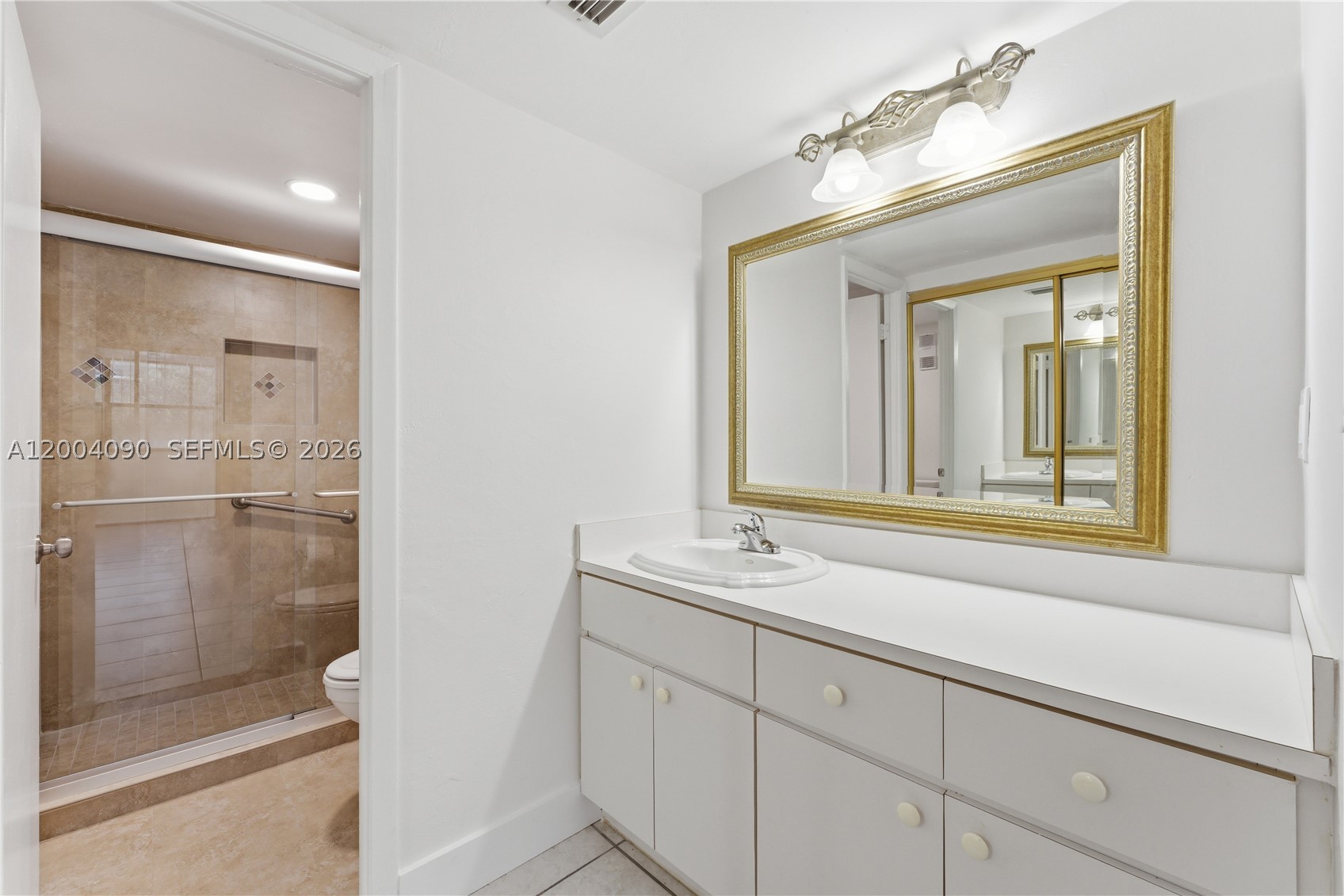KENDALL GATE CONDO - Residential