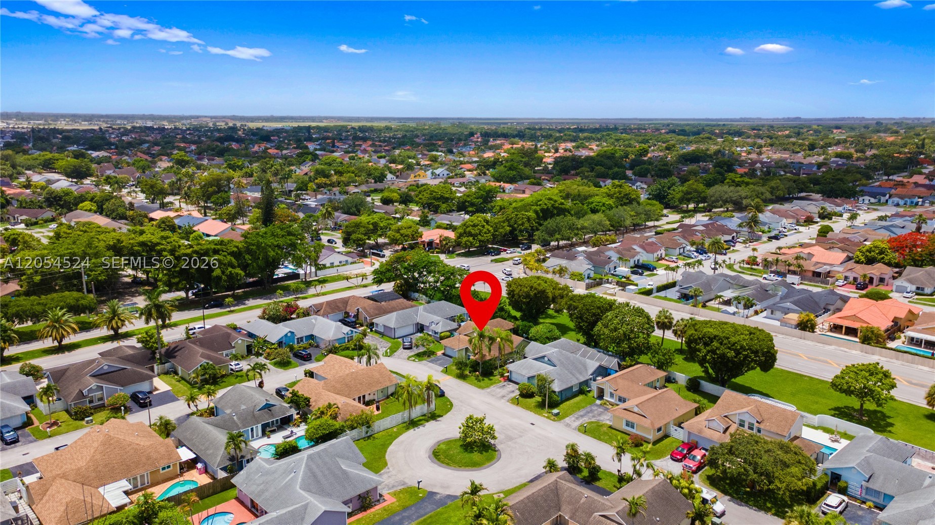 ROYAL GLEN - Residential