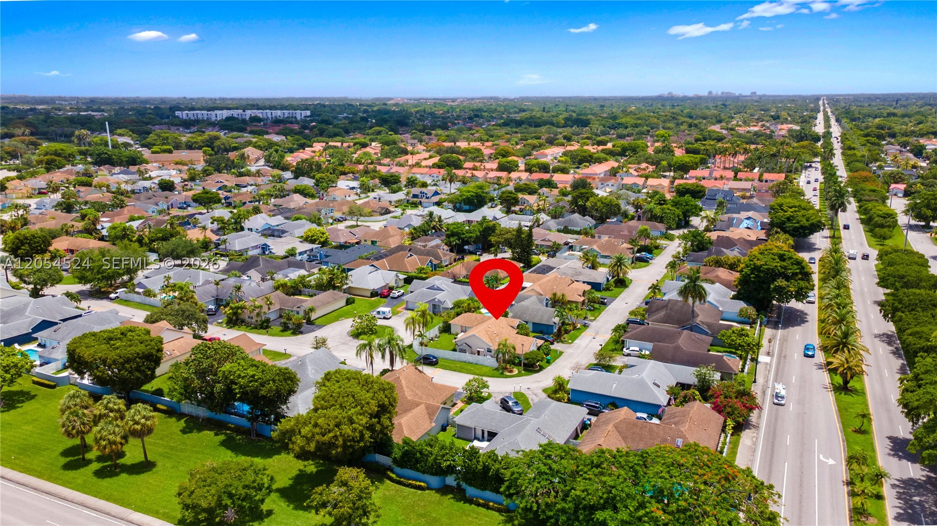 ROYAL GLEN - Residential