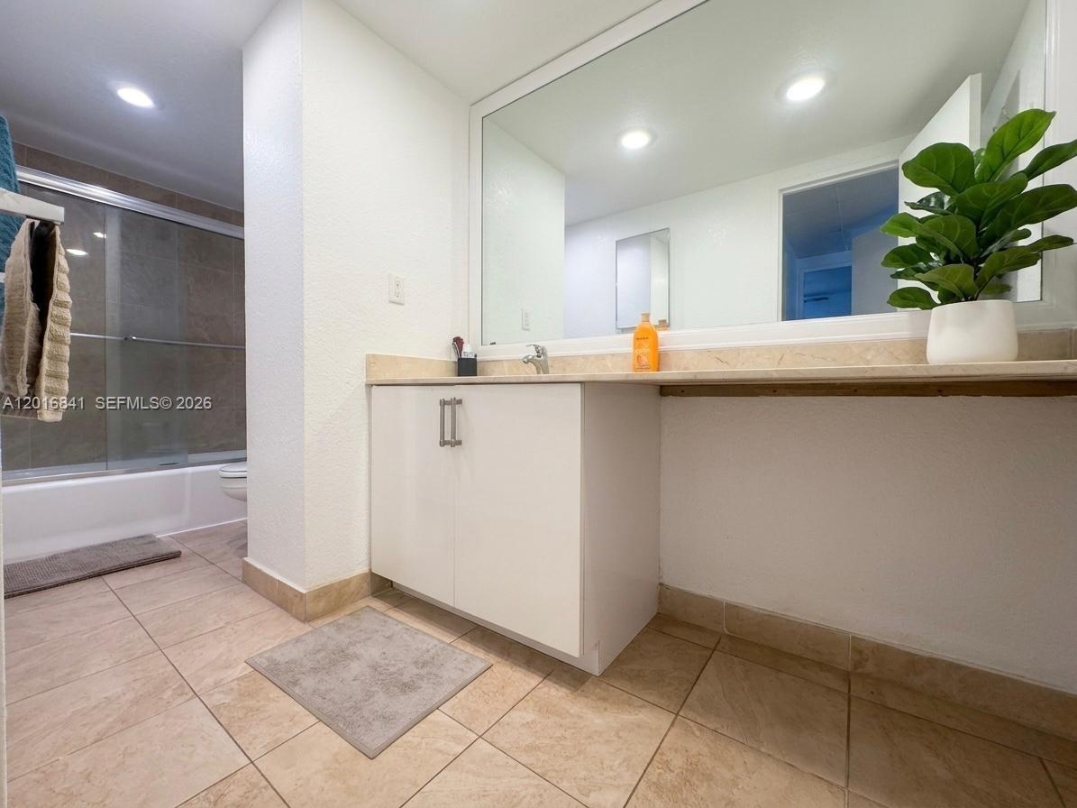 SIAN OCEAN RESIDENCES CON - Residential