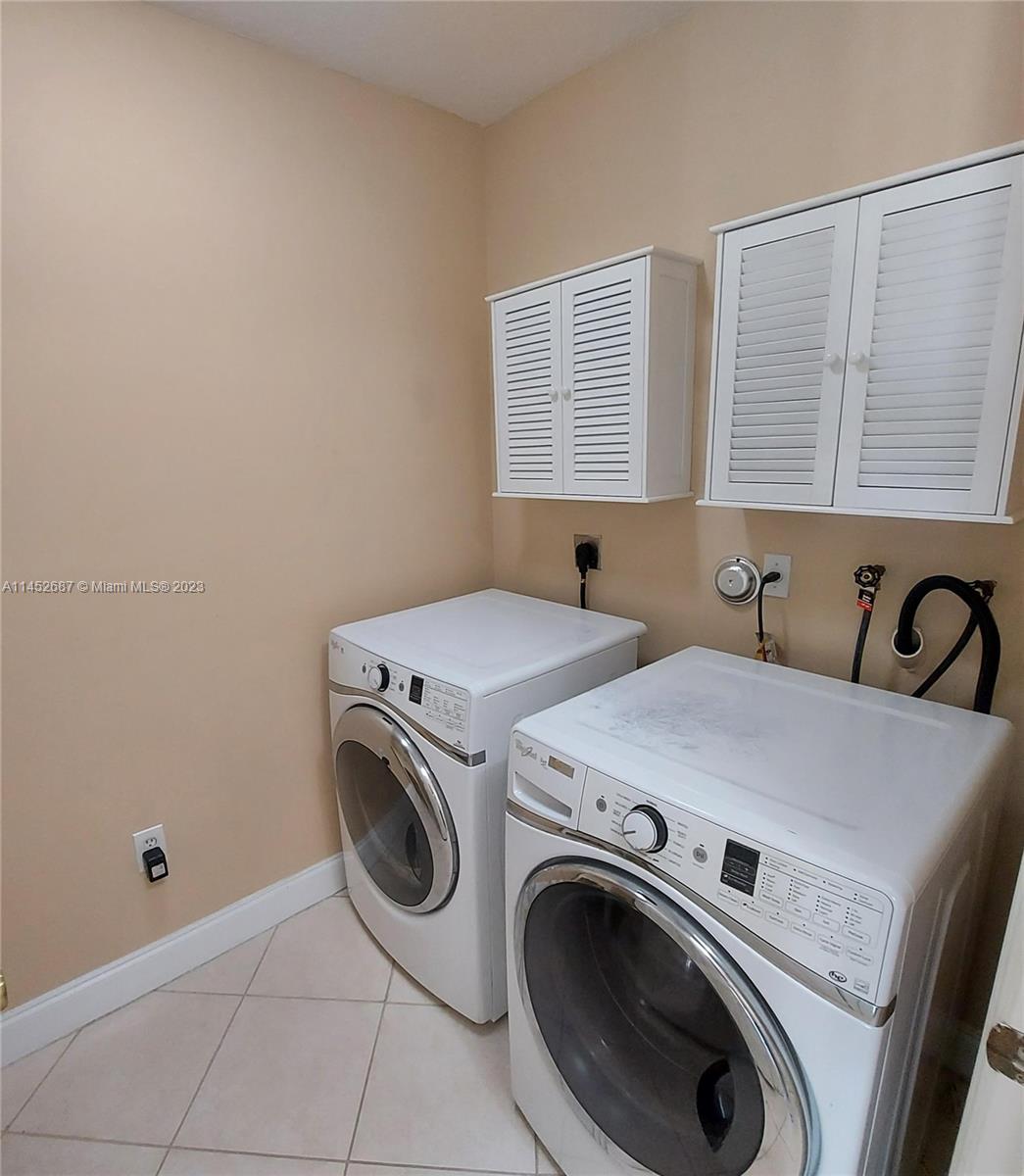 SILVER SHORES (PARCELS A - Residential Lease