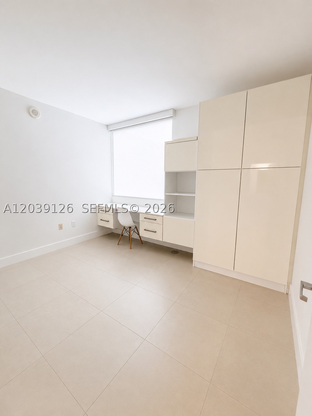 MINT CONDO - Residential Lease