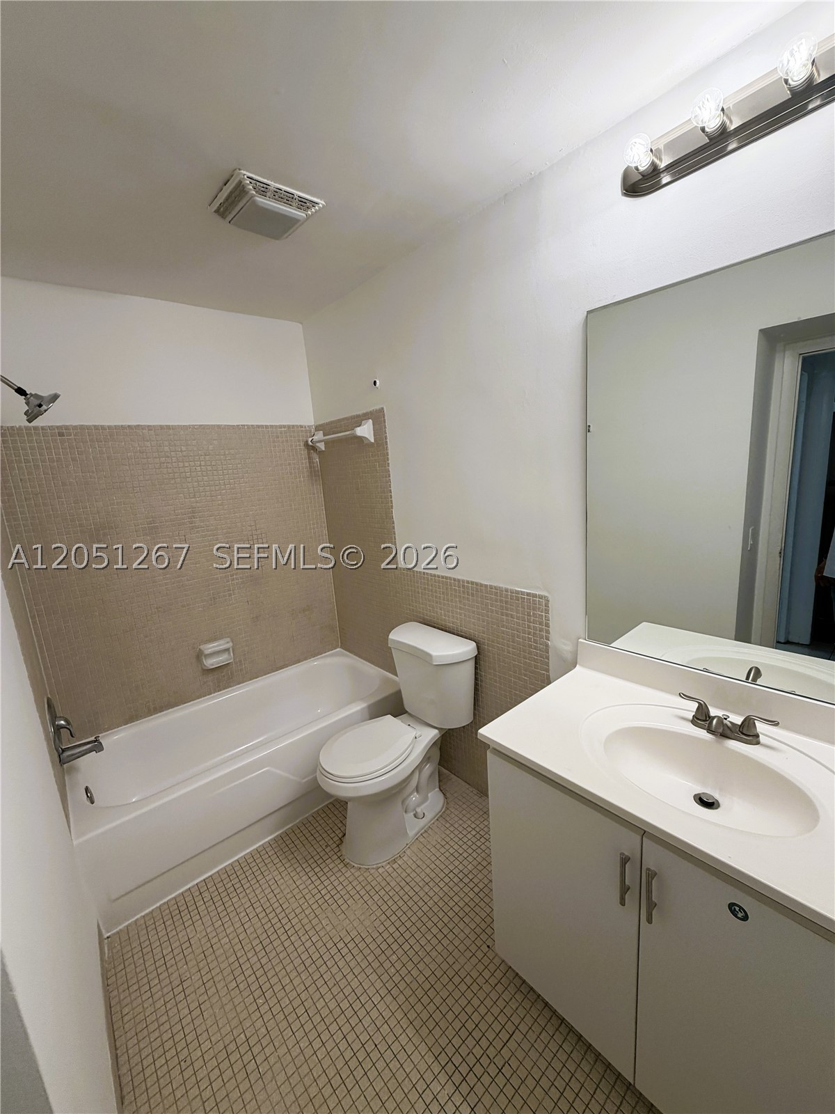 VILLAGE AT DADELAND CONDO - Residential Lease
