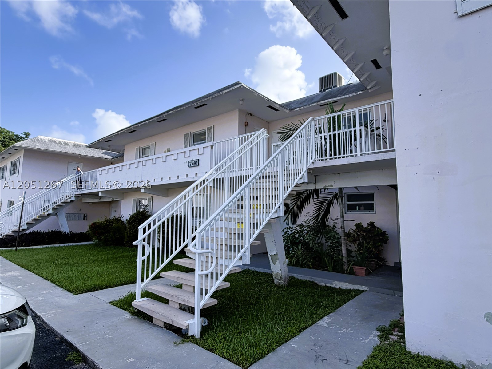 VILLAGE AT DADELAND CONDO - Residential Lease