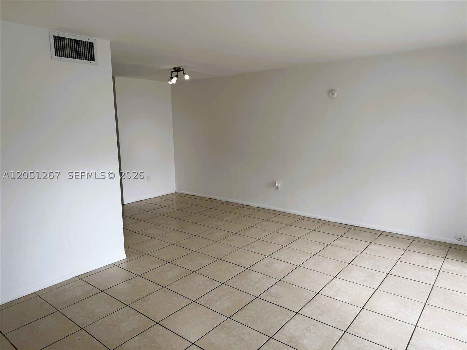 VILLAGE AT DADELAND CONDO - Residential Lease