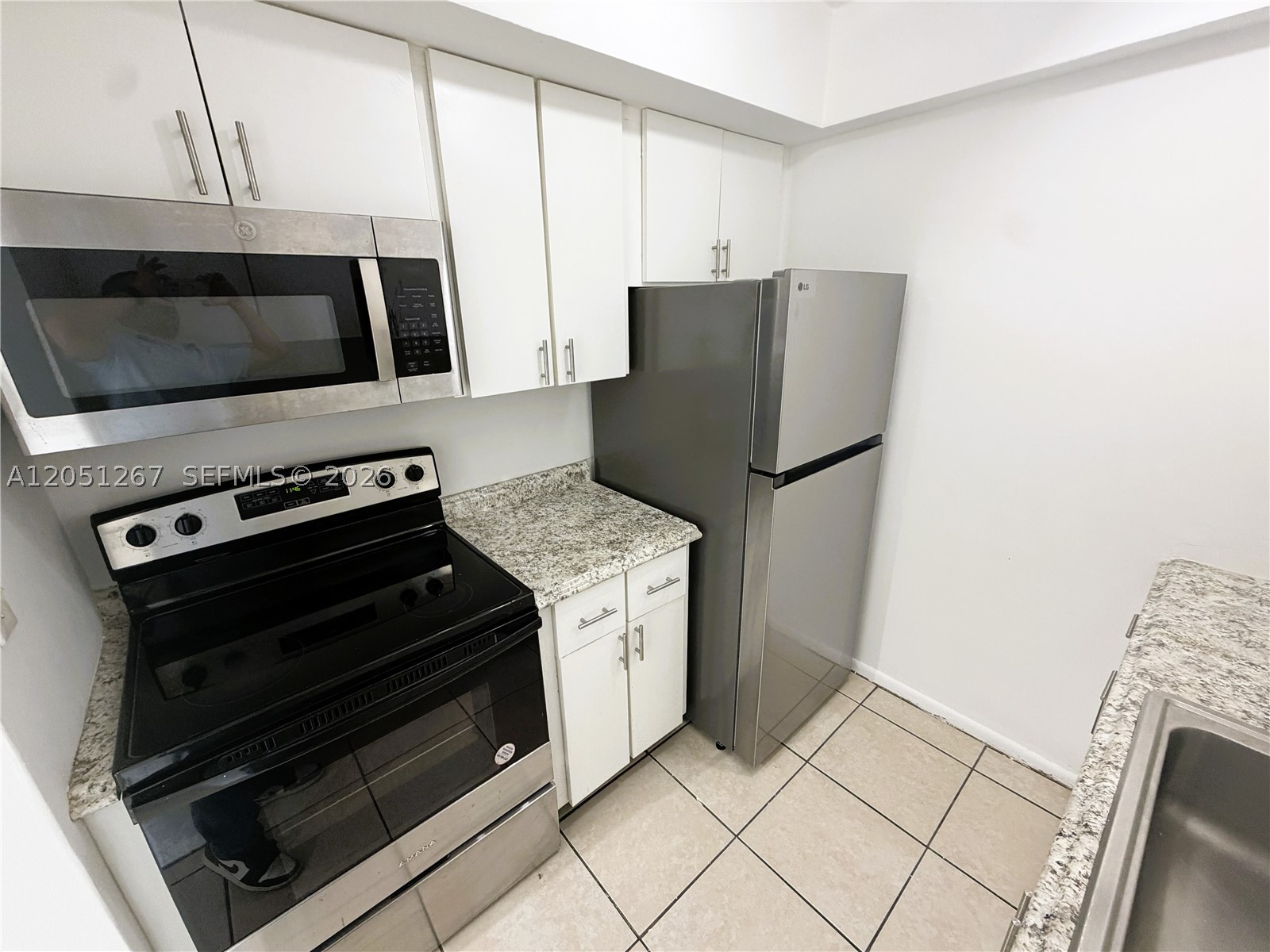 DADELAND MALL LOCATION! Spacious 1BR/1BA corner condo for rent at Village at Dadeland, just steps from Dadeland Mall with direct pedestrian bridge access. Features a bright living area, assigned parking, and ample guest parking. Pet-friendly community with tennis courts, handball courts, canal-side walking trails, and green spaces. Prime location near Metrorail, UM, and major highways. Don't miss this opportunity!