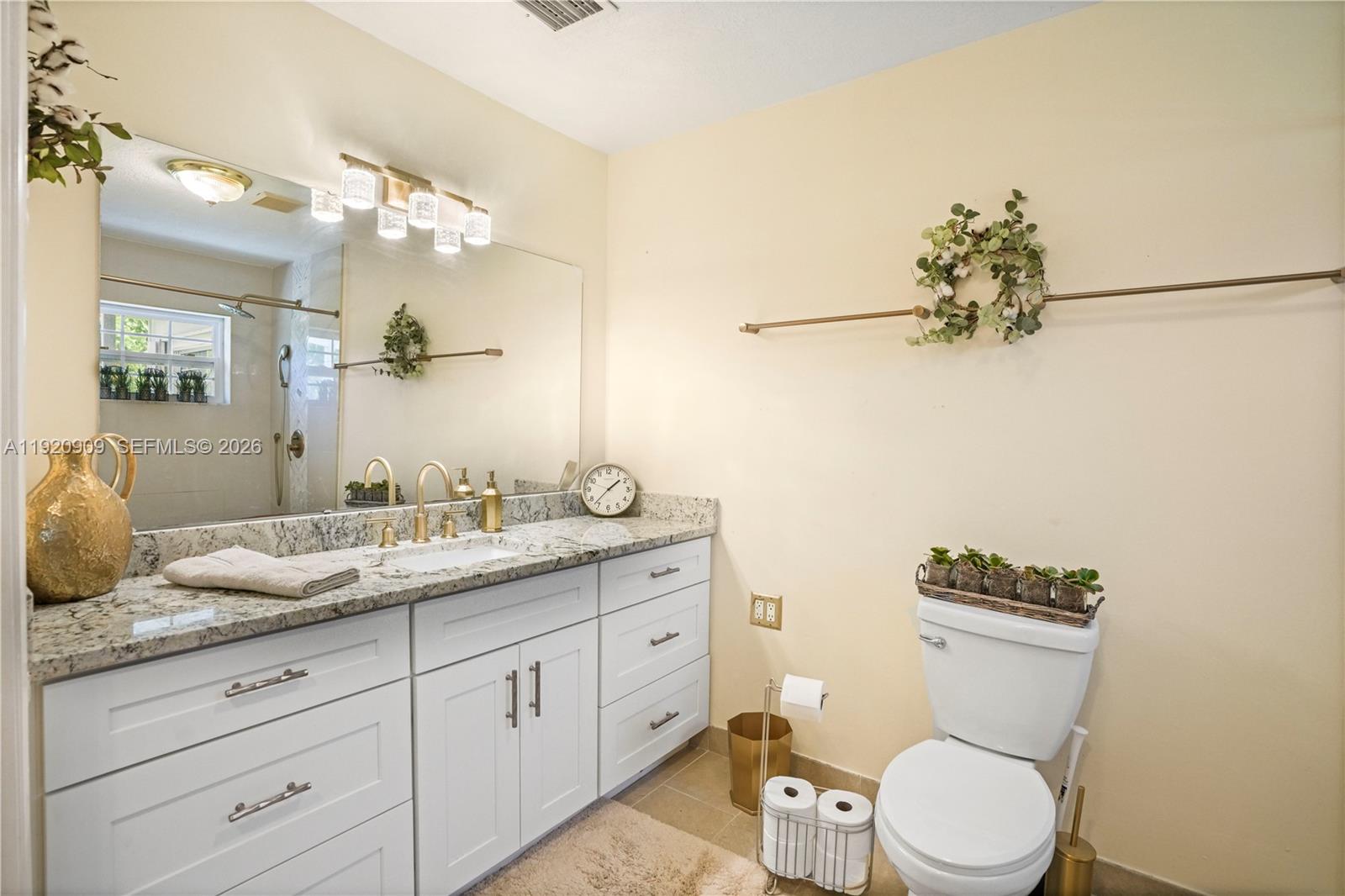 PALM BEACH LEISUREVILLE R - Residential