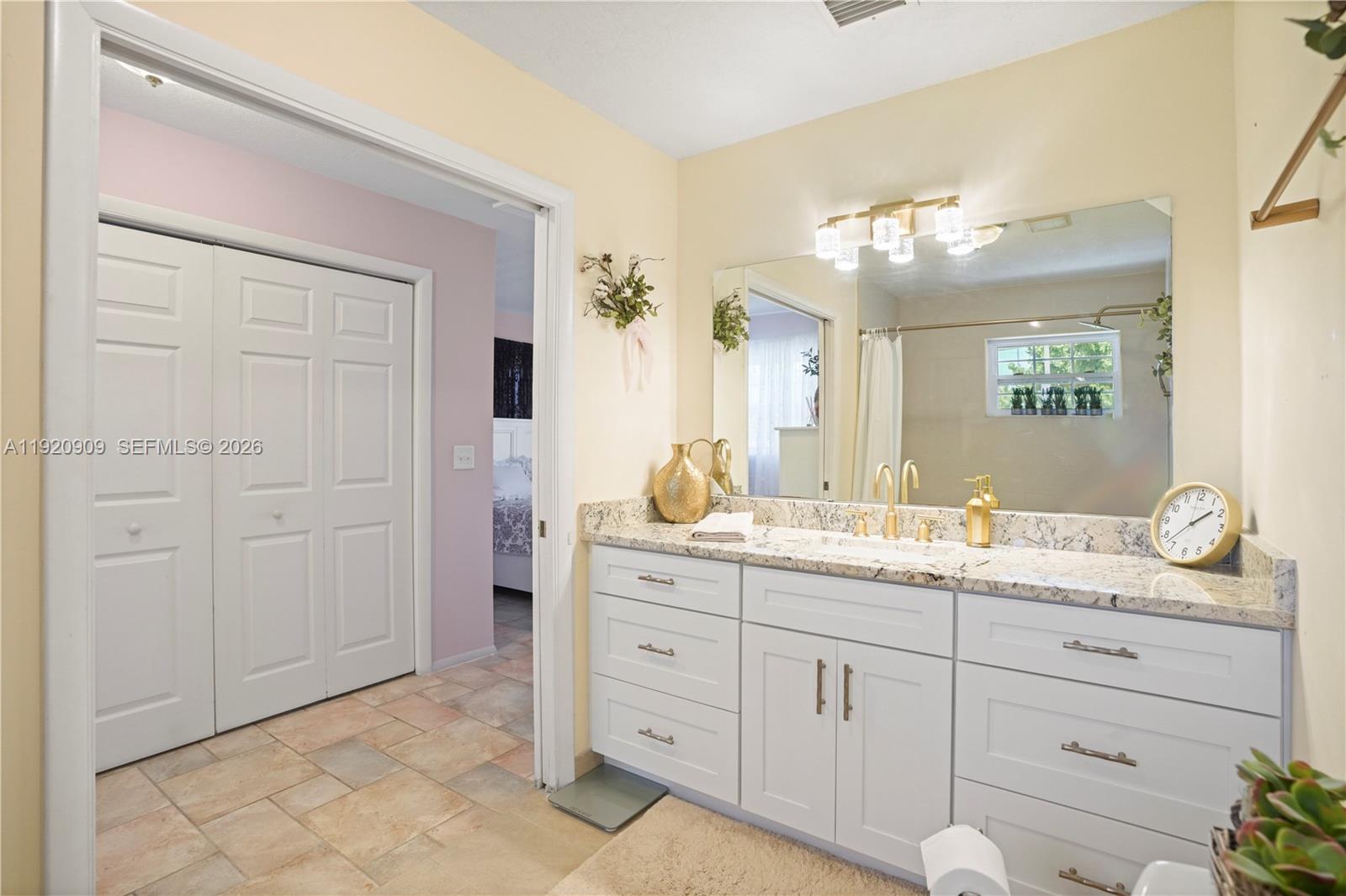PALM BEACH LEISUREVILLE R - Residential