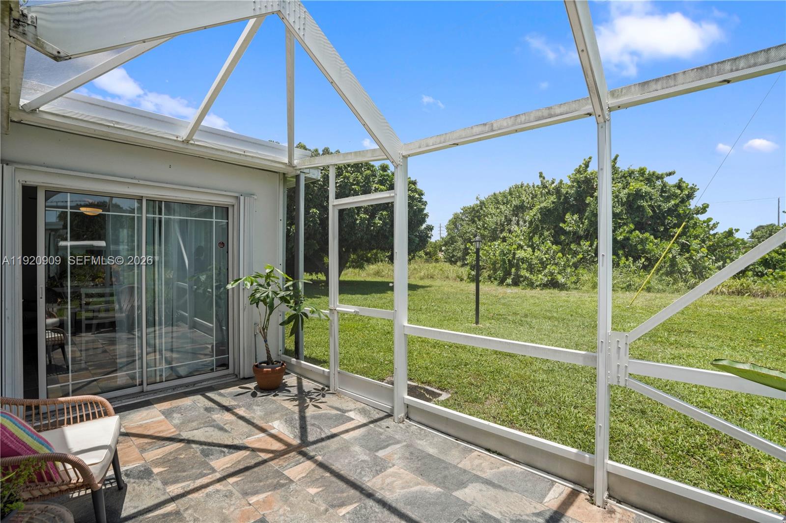 PALM BEACH LEISUREVILLE R - Residential