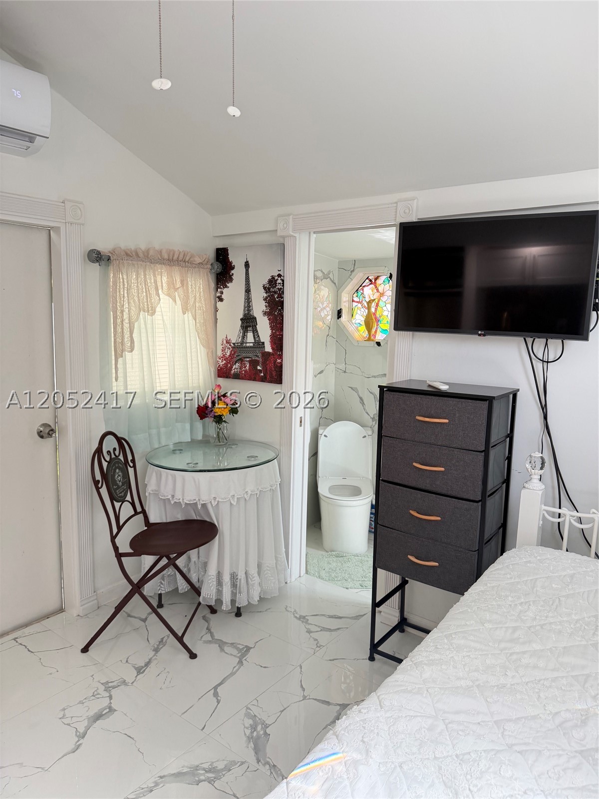 LINCOLN CITY SEC H - Residential Lease