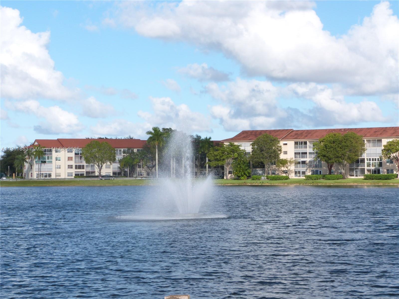 CAMBRIDGE AT CENTURY VILL - Residential