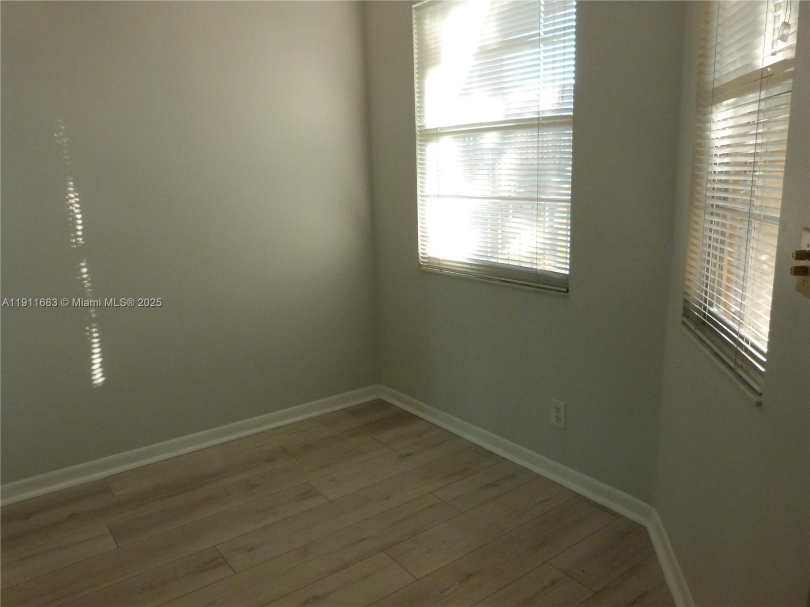 CAMBRIDGE AT CENTURY VILL - Residential