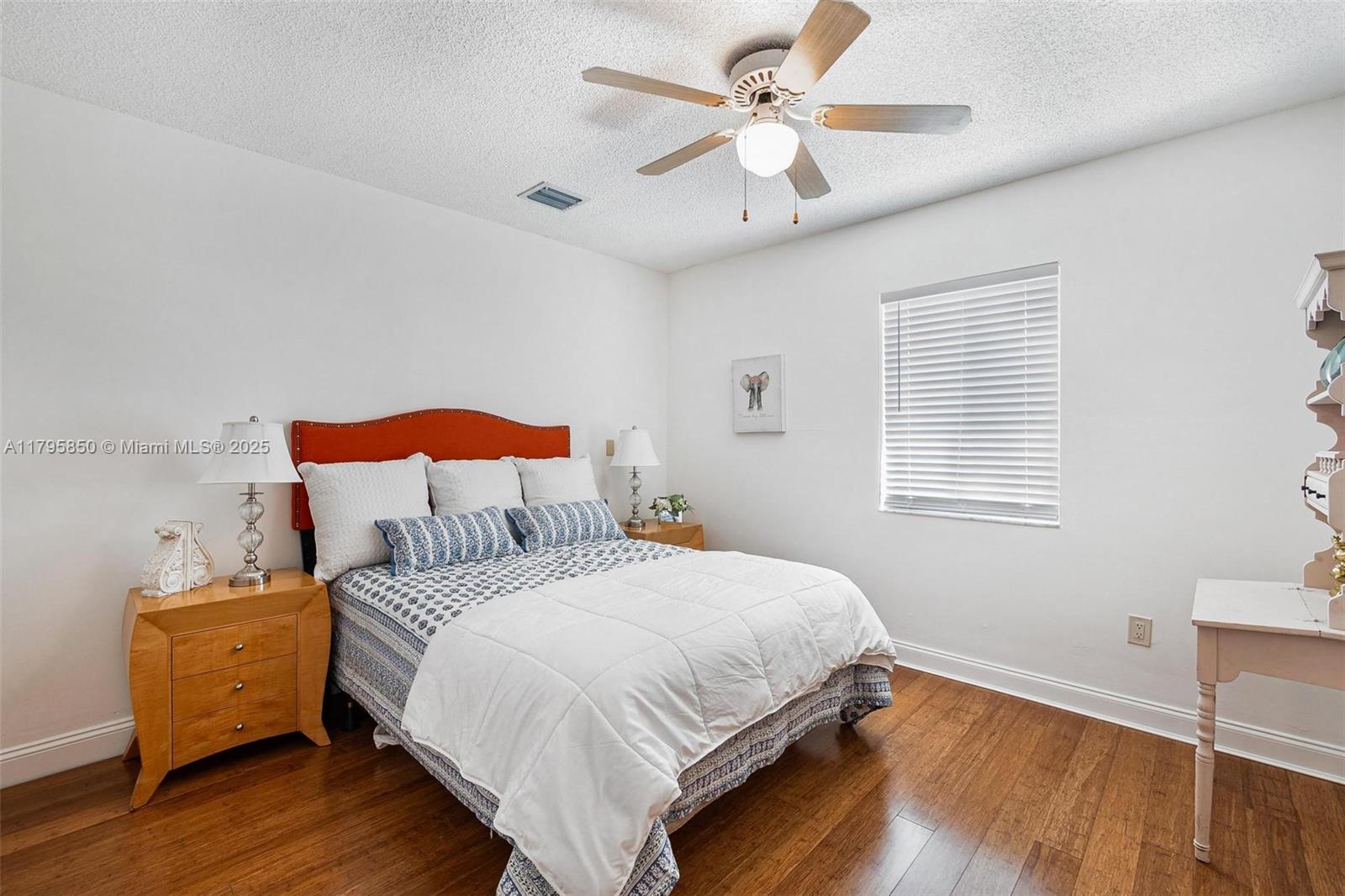 CORAL VILLA REV - Residential Lease