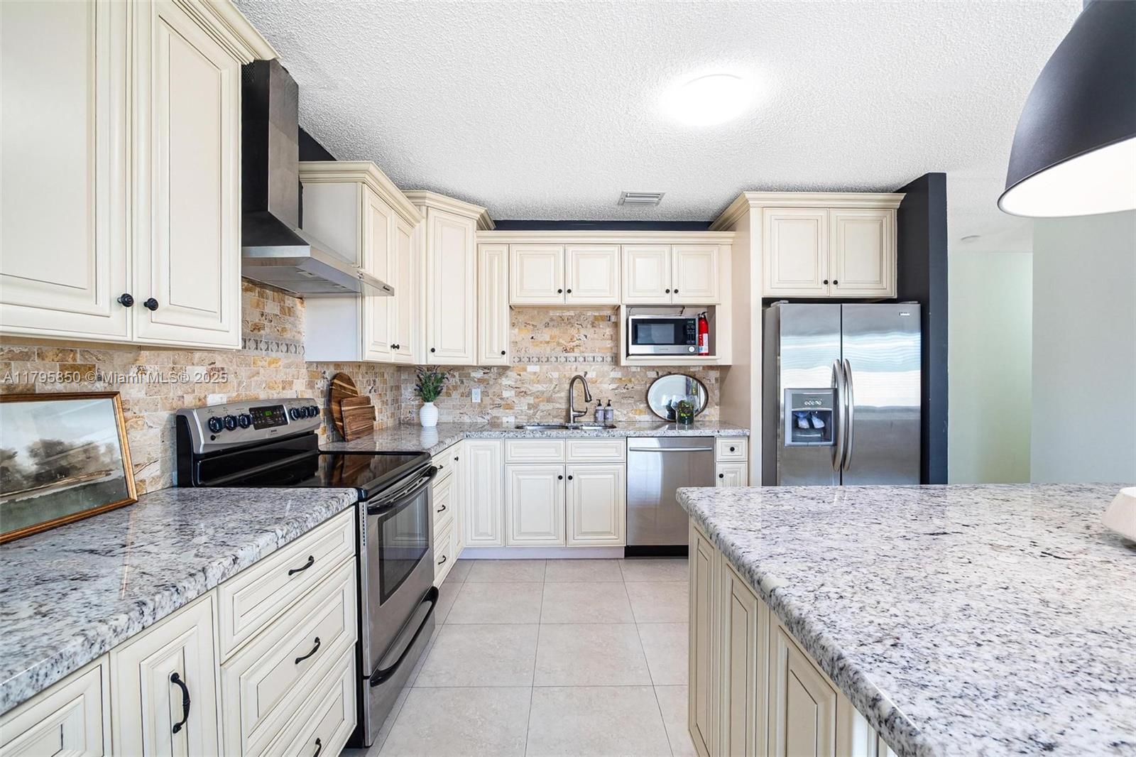 CORAL VILLA REV - Residential Lease