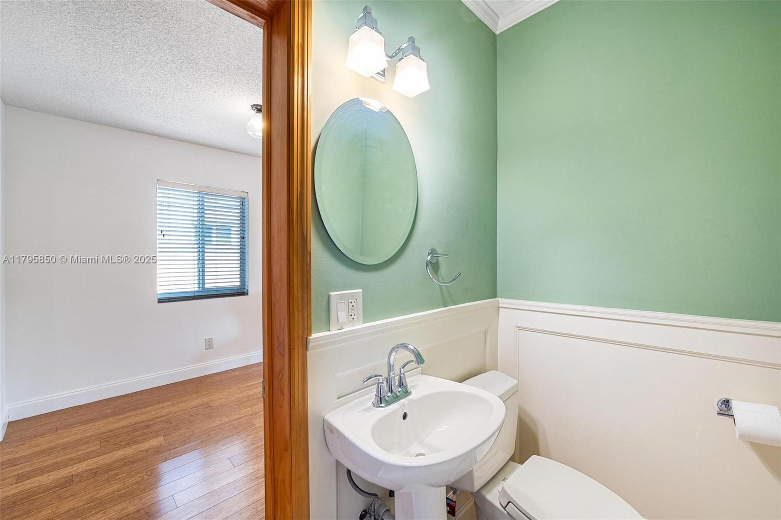 CORAL VILLA REV - Residential Lease