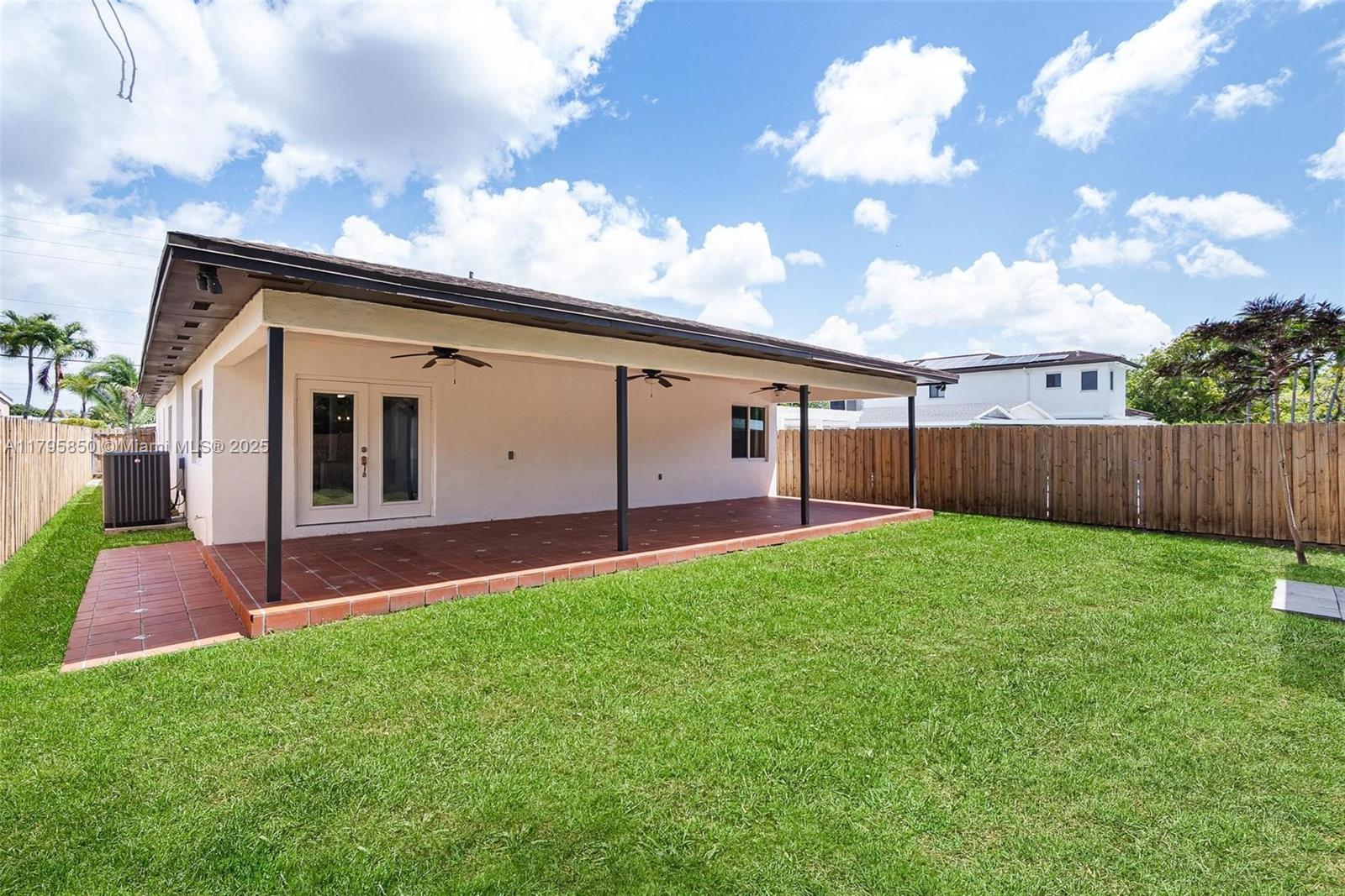 CORAL VILLA REV - Residential Lease