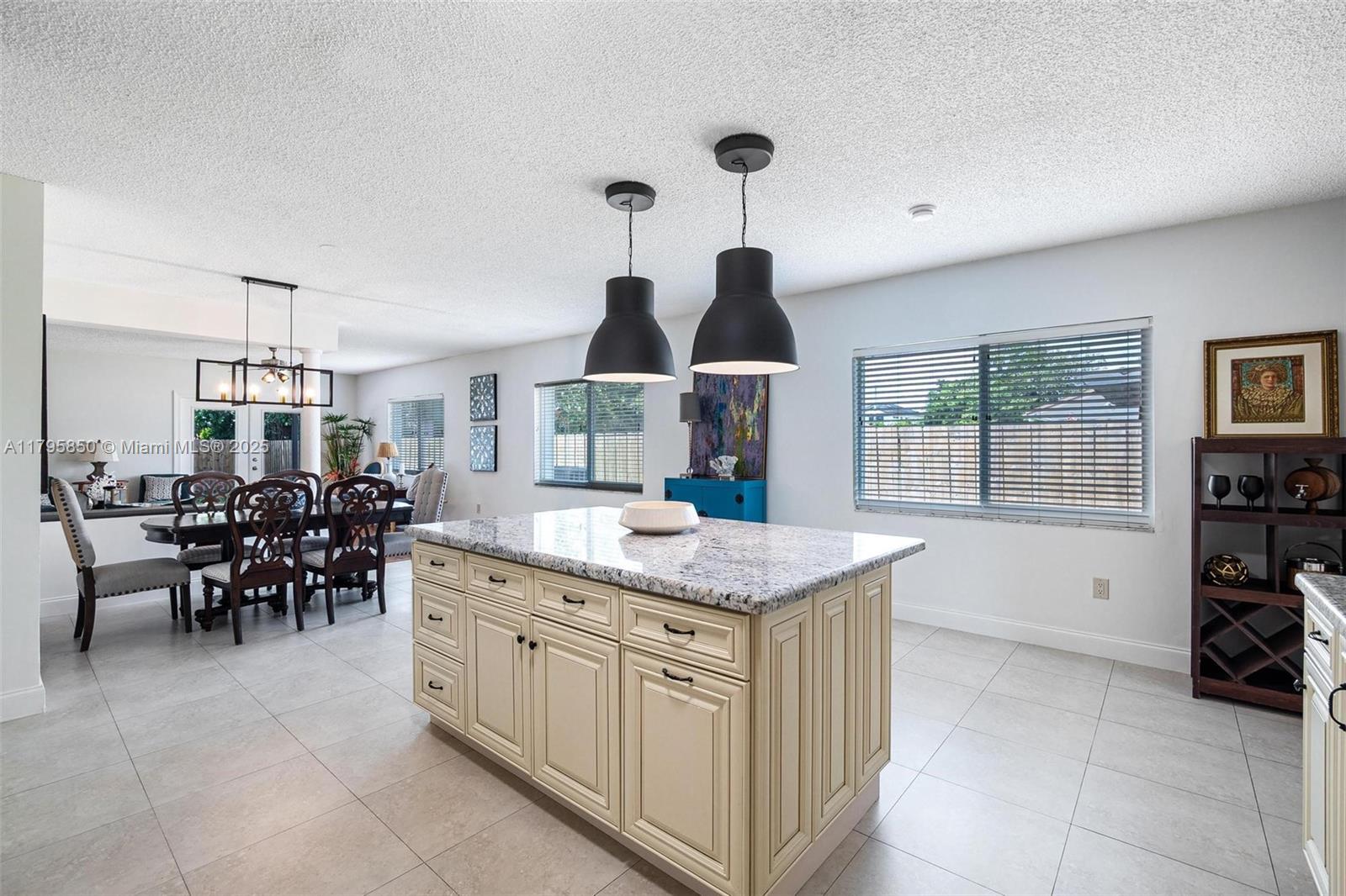 CORAL VILLA REV - Residential Lease