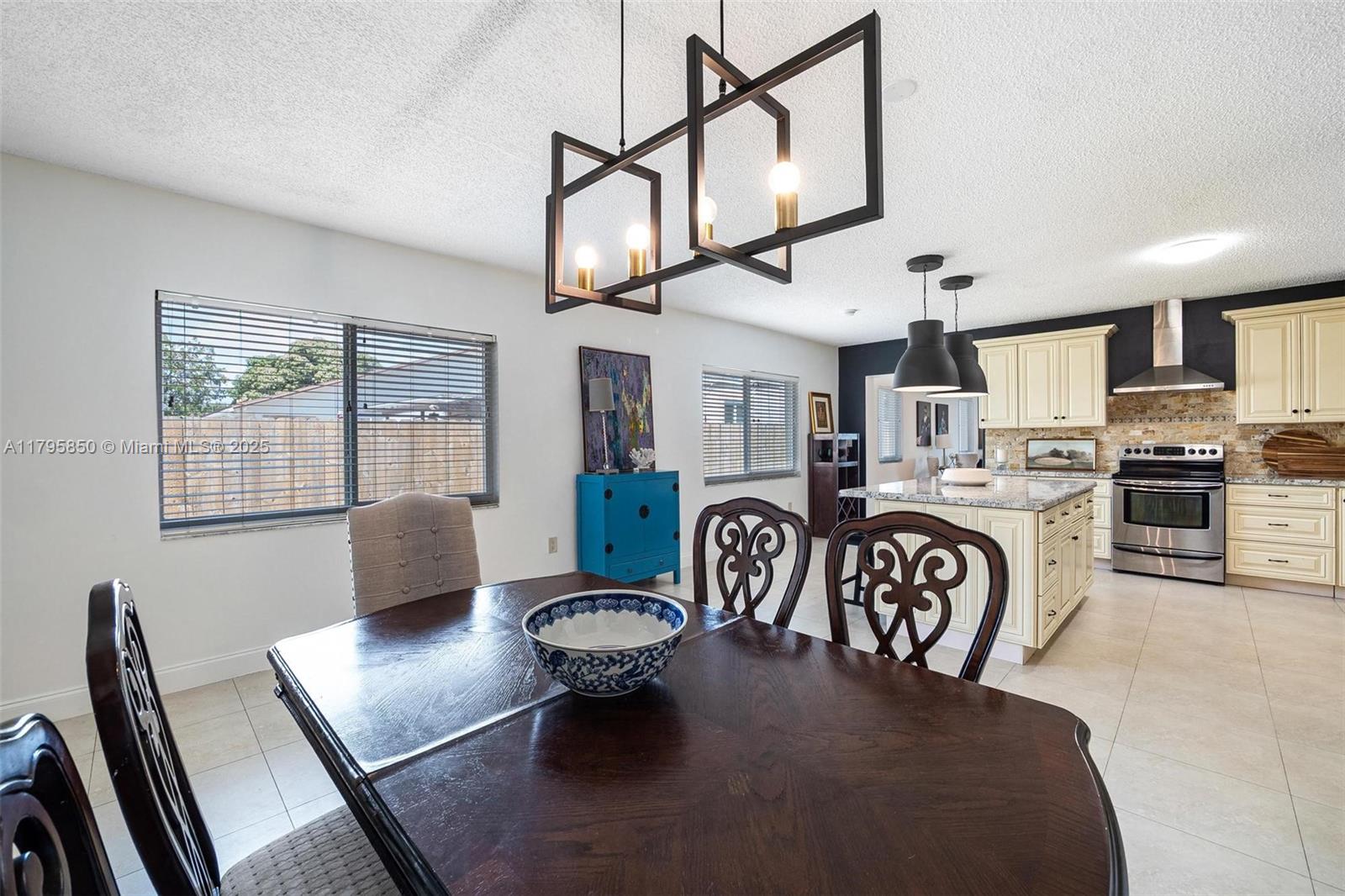 CORAL VILLA REV - Residential Lease