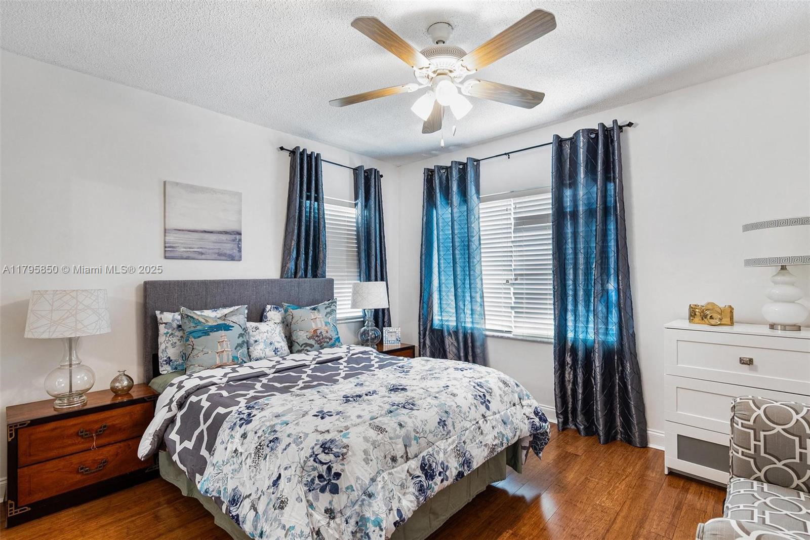 CORAL VILLA REV - Residential Lease