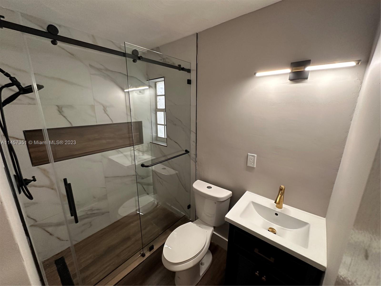 FAIRWAY PINES 2ND ADDN - Residential Lease