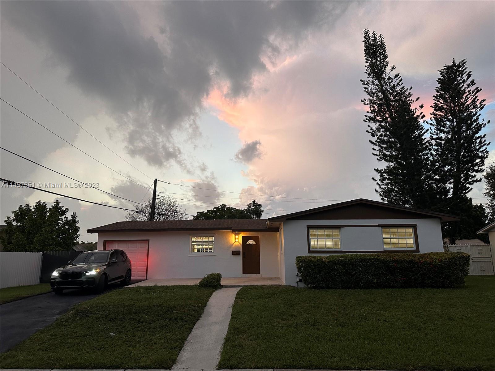 FAIRWAY PINES 2ND ADDN - Residential Lease