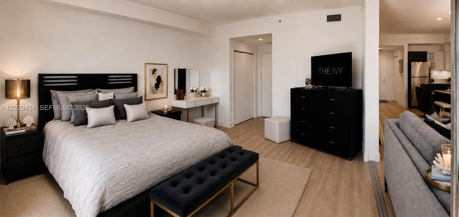 IVY CONDO - Residential Lease