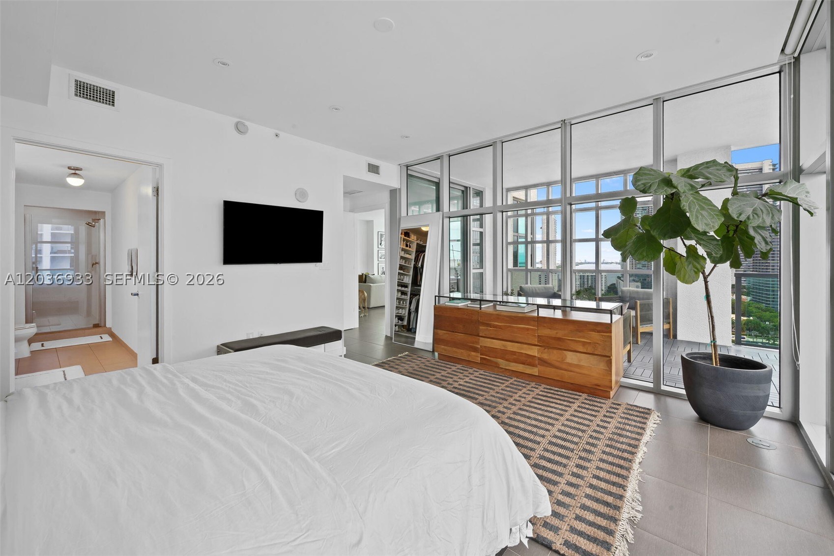FOUR MIDTOWN MIAMI CONDO - Residential
