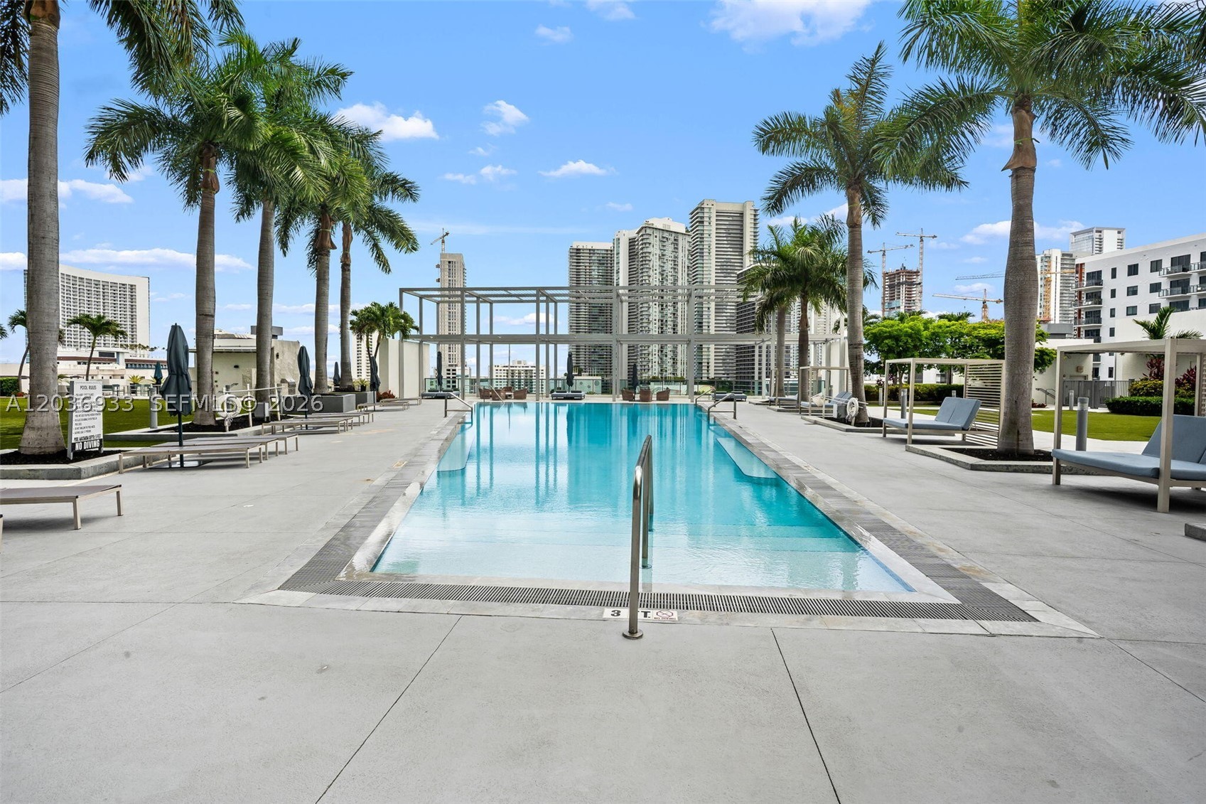 FOUR MIDTOWN MIAMI CONDO - Residential