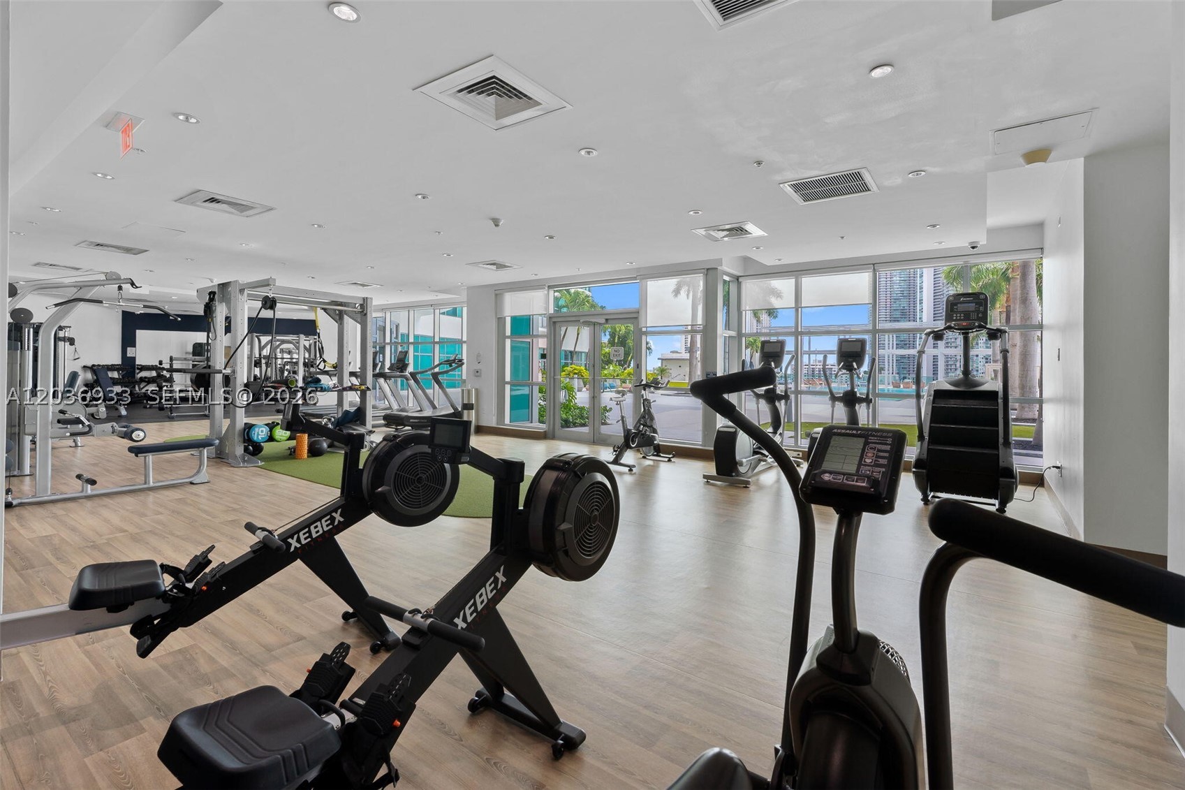 FOUR MIDTOWN MIAMI CONDO - Residential