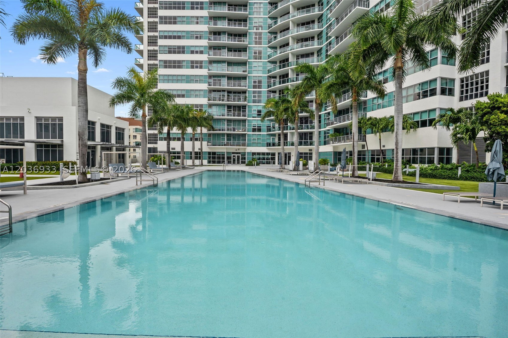 FOUR MIDTOWN MIAMI CONDO - Residential