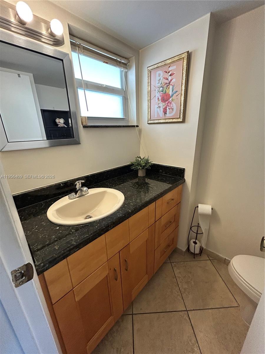 FOURTH GULFSTREAM GARDEN - Residential