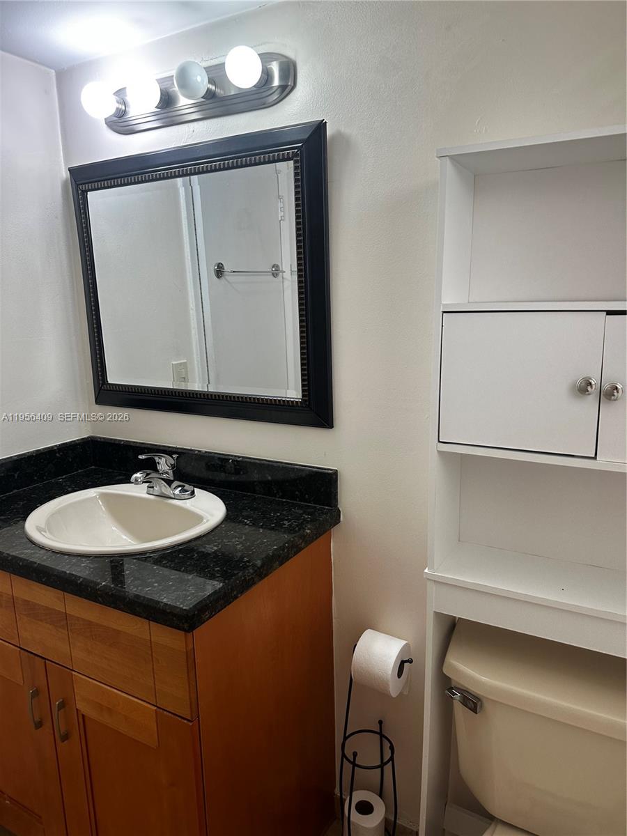 FOURTH GULFSTREAM GARDEN - Residential