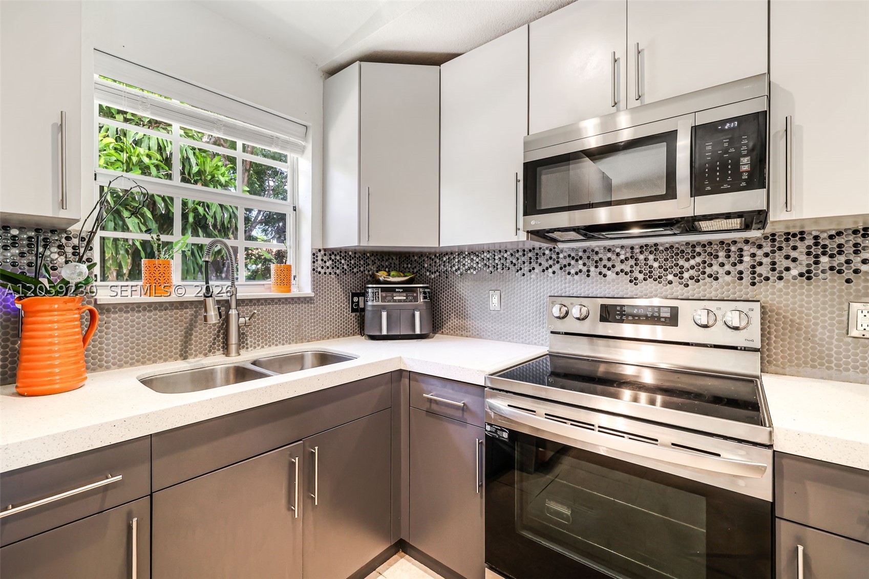 CHRISTYS ESTATES - Residential
