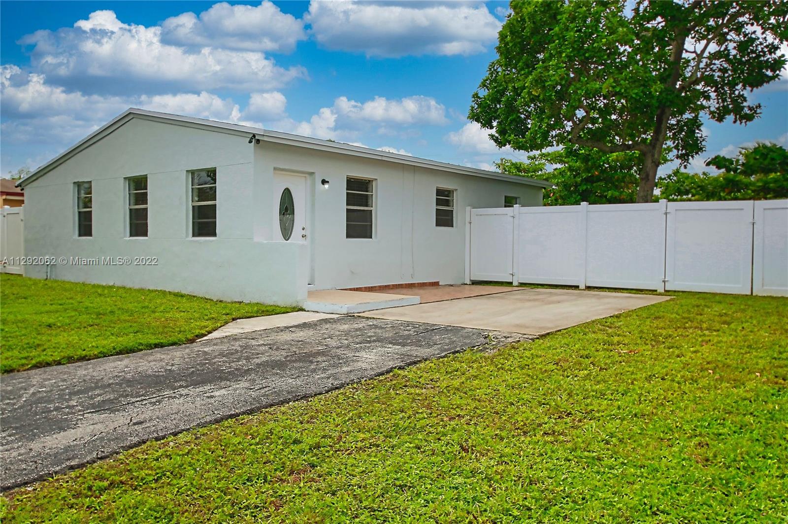 LAKE FOREST SEC 2 - Residential