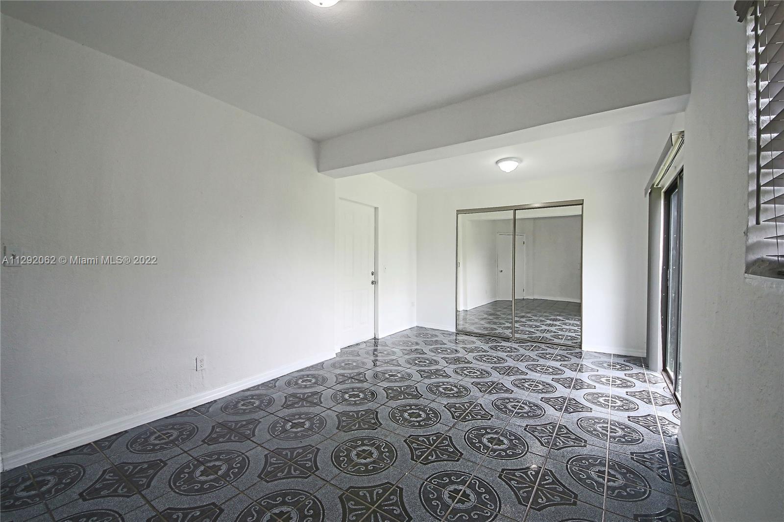 LAKE FOREST SEC 2 - Residential