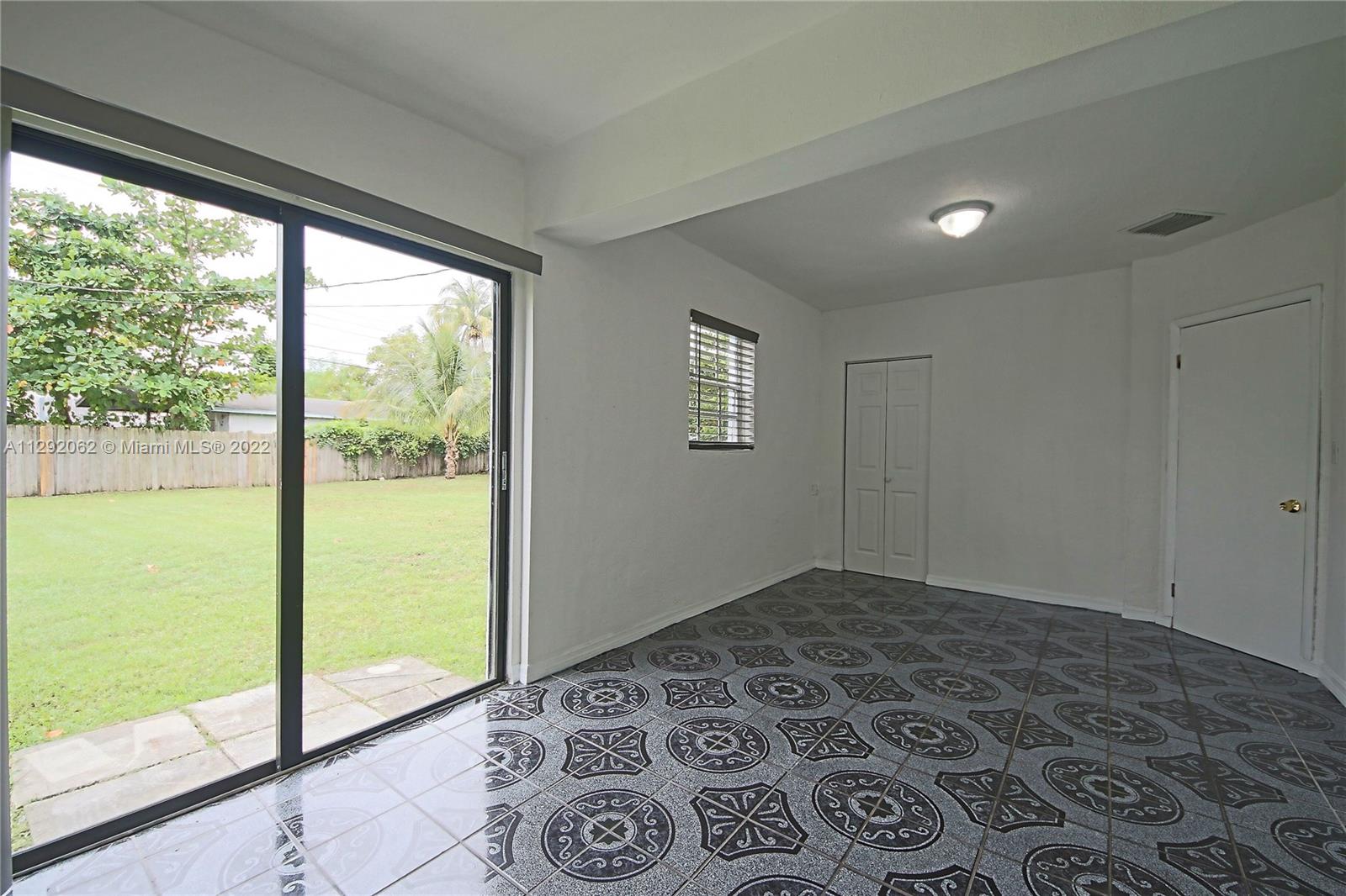 LAKE FOREST SEC 2 - Residential