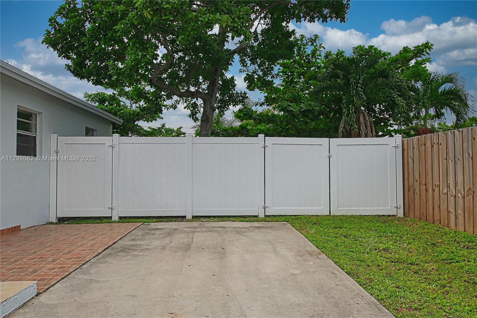 LAKE FOREST SEC 2 - Residential