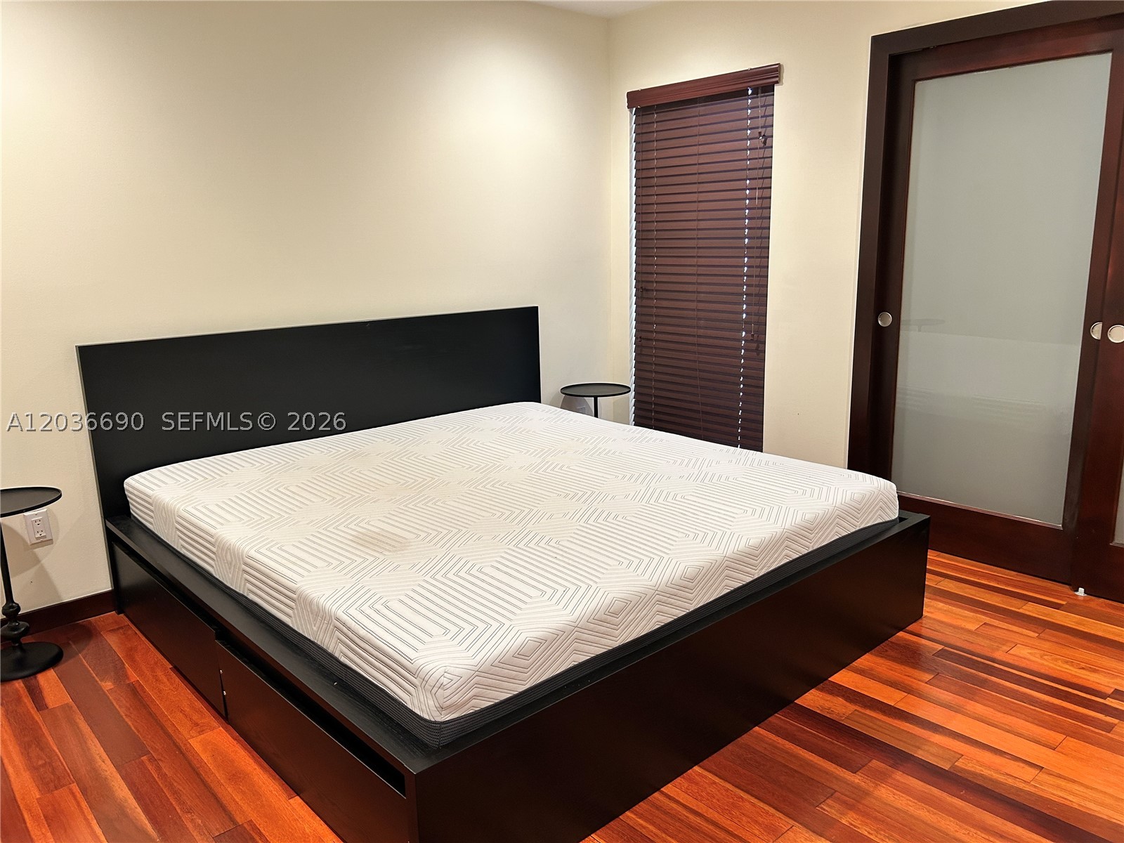 KINGS COURT WEST - Residential Lease