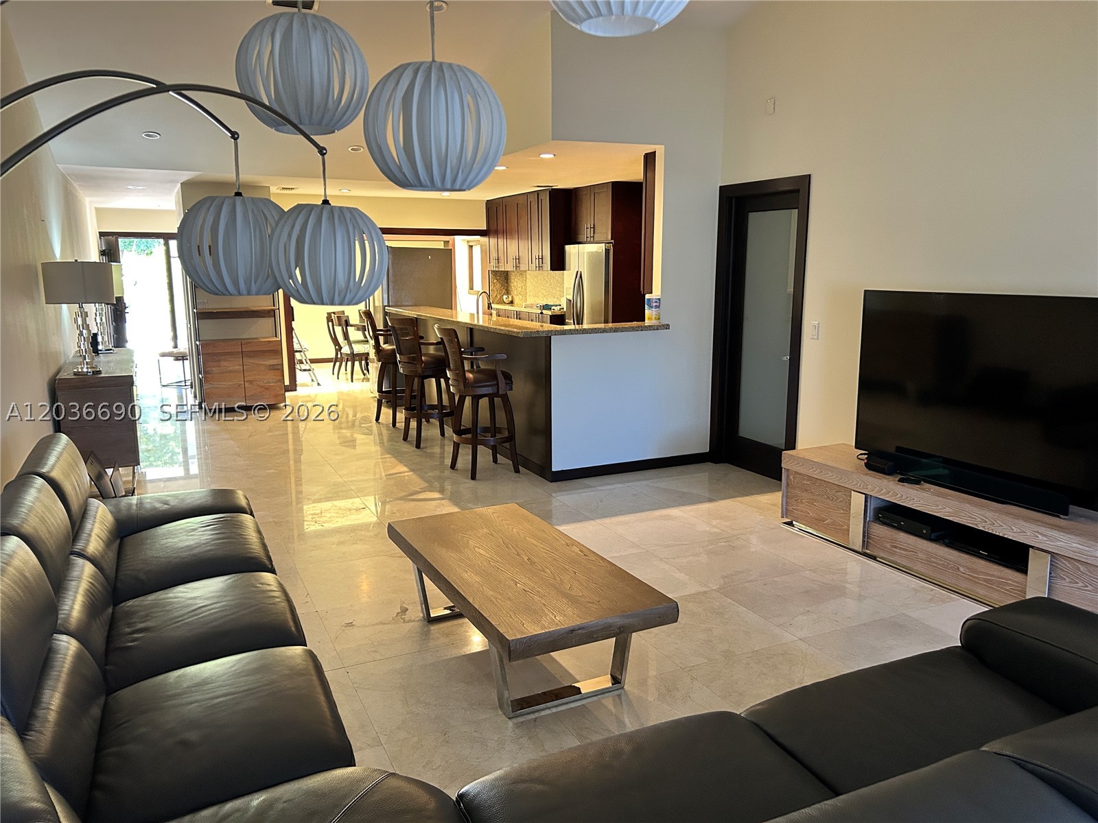 KINGS COURT WEST - Residential Lease