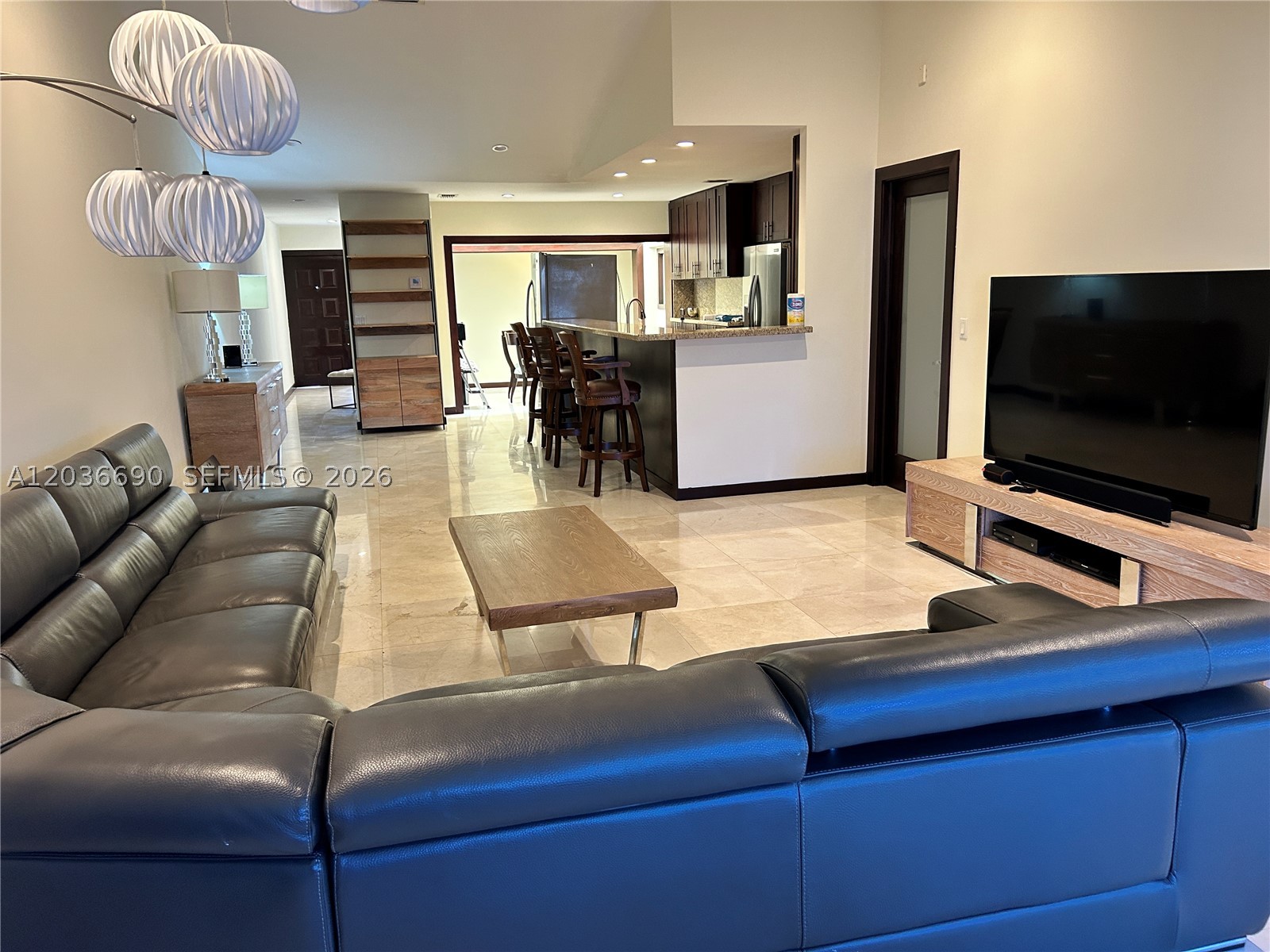 KINGS COURT WEST - Residential Lease