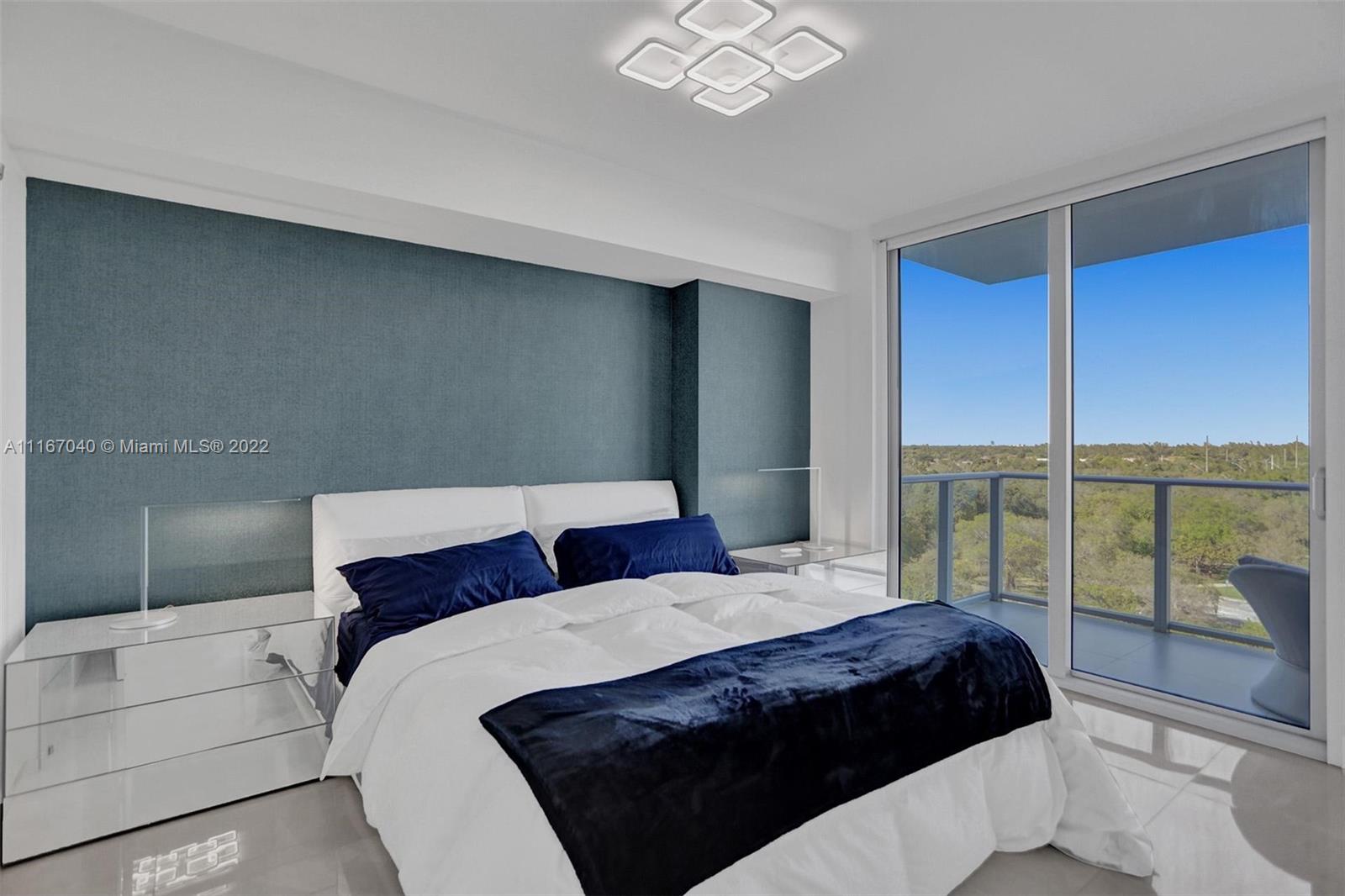 THE HARBOUR NORTH CONDO - Residential