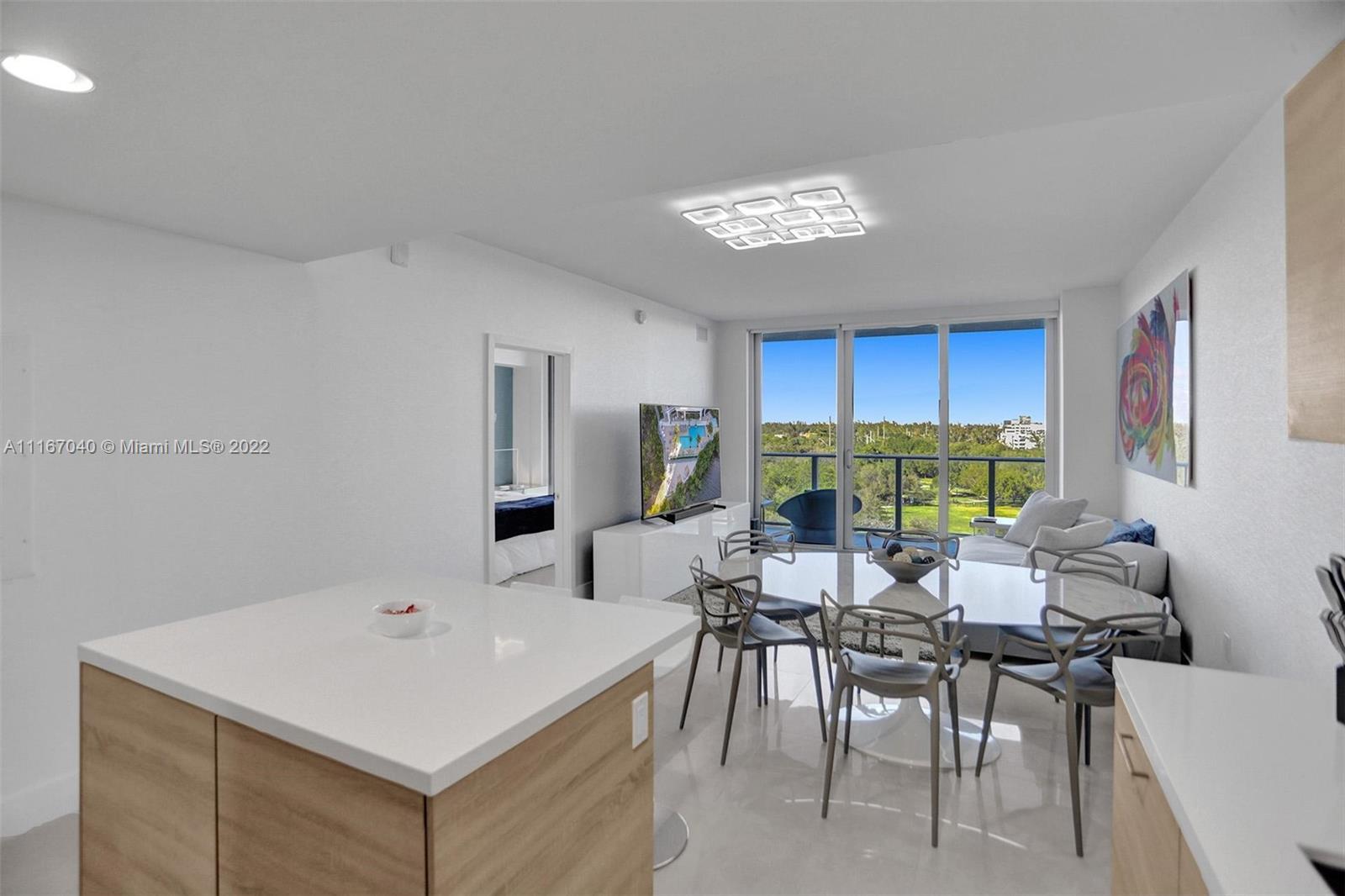 THE HARBOUR NORTH CONDO - Residential