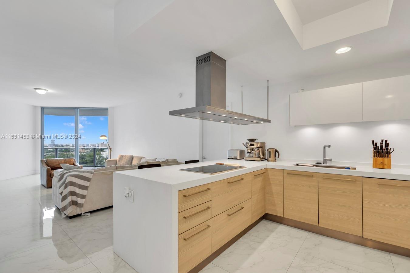 Marina Palms - Residential