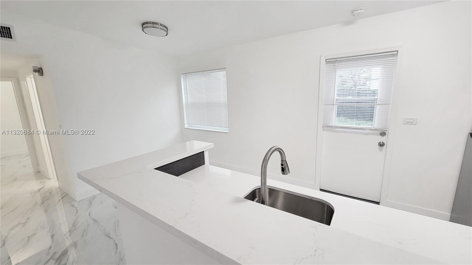 WESTWOOD LAKE 3RD ADDN - Residential