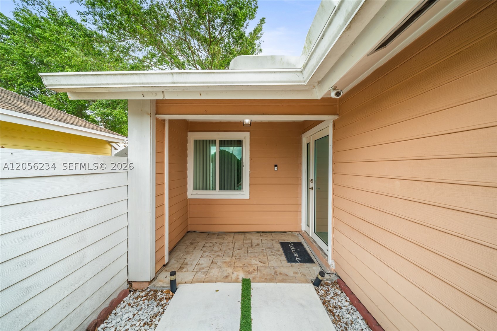 ROYAL GLEN - Residential