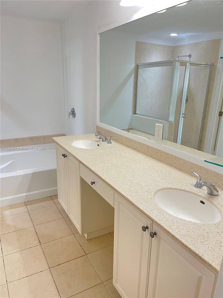 AVENTURA MARINA CONDO NUM - Residential Lease