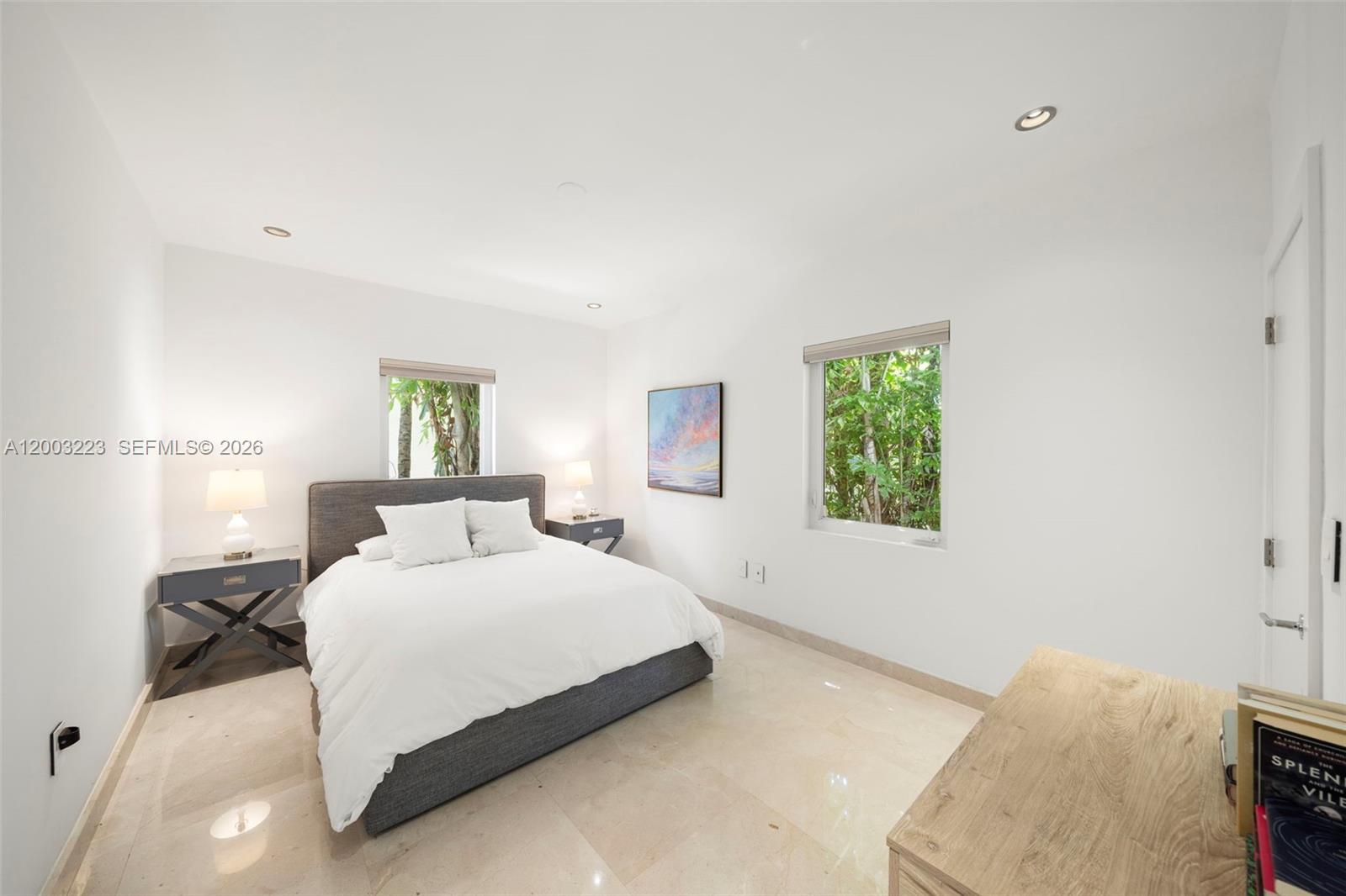 SAN MARINO ISLAND - Residential