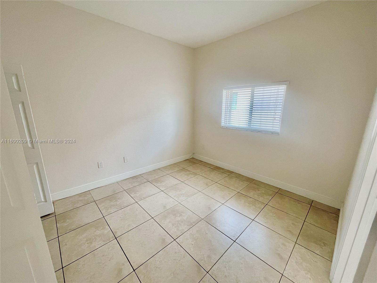 SEMINOLA CITY SEC 2 - Residential Lease