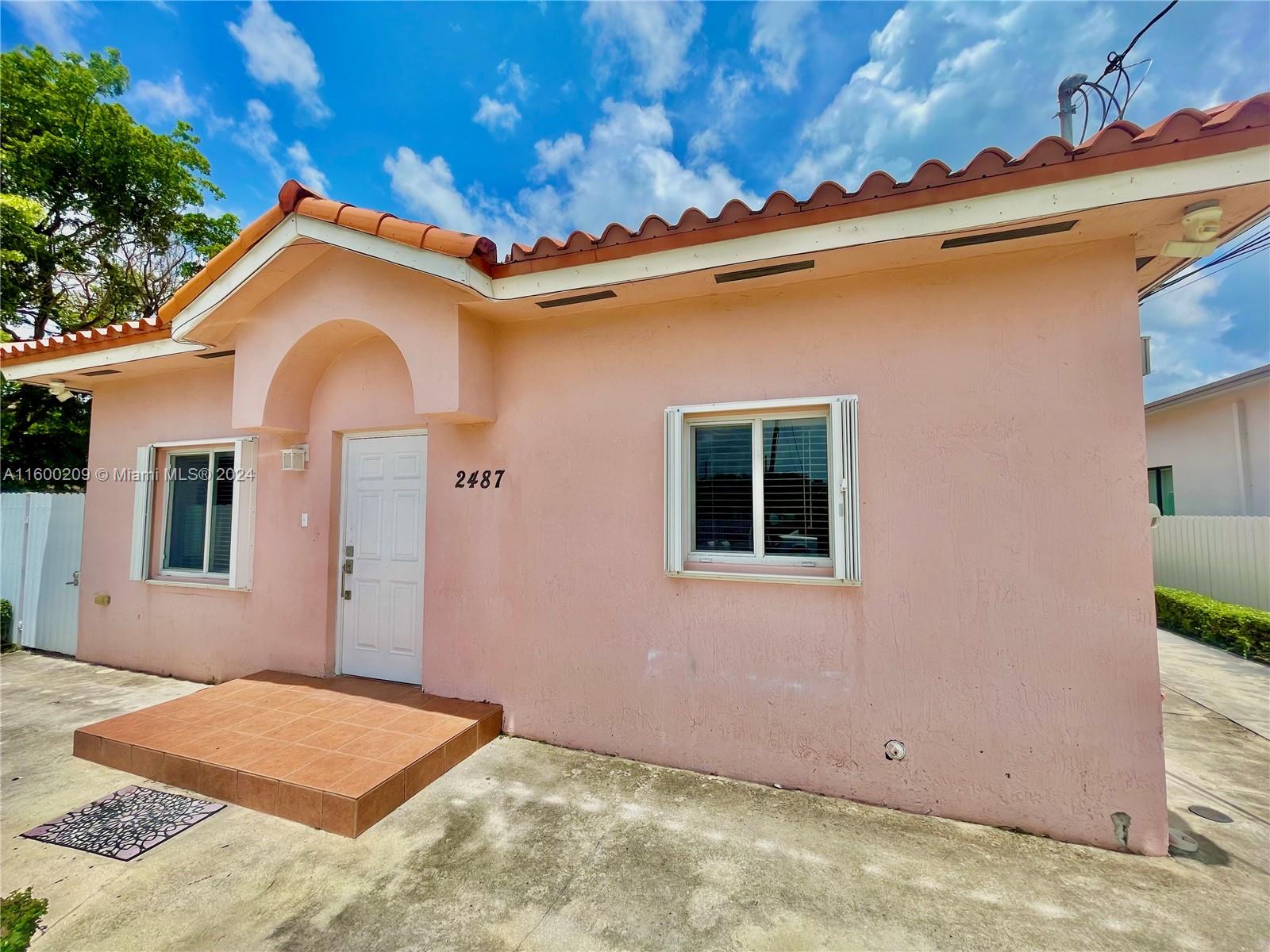 NO HOA! READY FOR MOVE IMMEDIATE IN! QUICK APPROVAL! Newly constructed Duplex in the beautiful city of Hialeah. 2 large bedrooms and 2 bath with over 1250 SQFT under air and lots of windows for natural lighting. Open concept living and dining with large open kitchen with counter that sits for over 5 people. Volume ceilings, large master room that includes built-in closet and on-suite master bath. Top of the line washer and dryer included in laundry room. Large private backyard for outdoor entertaining. Great location close to all major highways and less than a mile away from the famous Hialeah Horse Track and Casino. Down the block from JLC Sr. Park including baseball field and basketballs courts. Parking for up to 4 cars with additional street parking. Easy to show, Call listing agent.